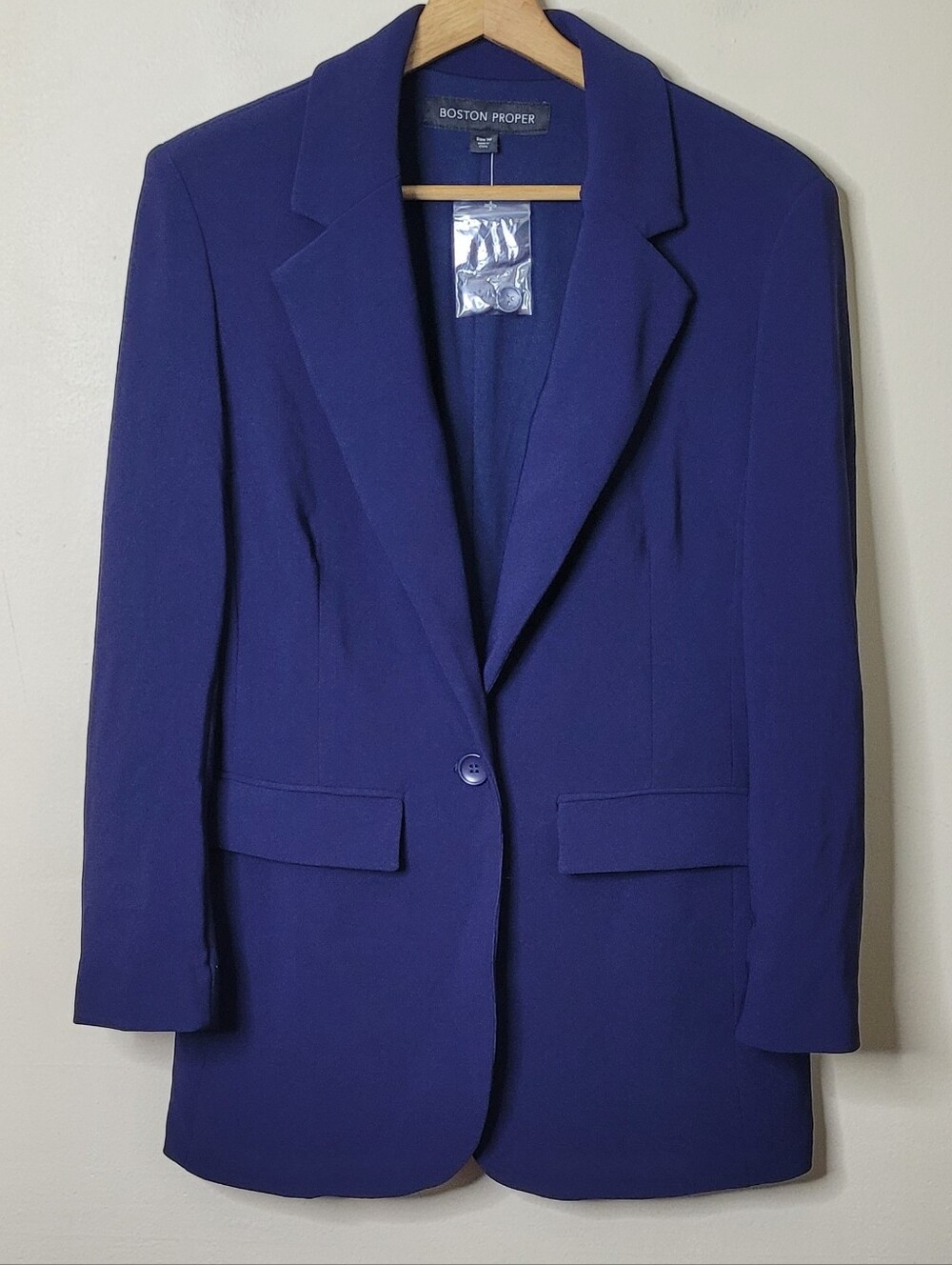 Boston Proper Beyond Travel Boyfriend Blazer Size 10 - Picture 2 of 9